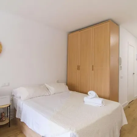 Amplio Estudio Con Terraza, Parking Y Reformado Apartment Fuengirola